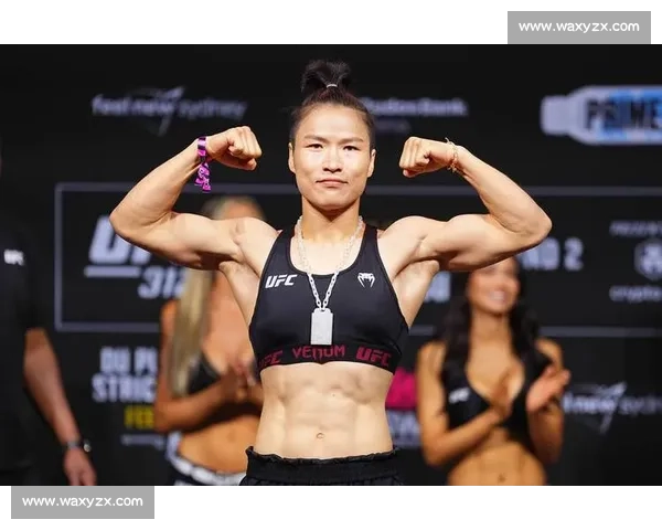 柔术血脉加冕！巴西背景邓恩斩获 UFC 草量级冠军